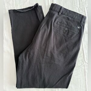 Dockers Men's Black Chinos